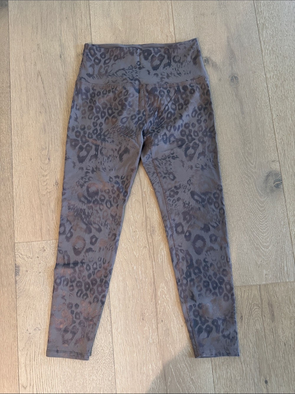 Beyond Yoga womens Leopard Print Leggings - Brown